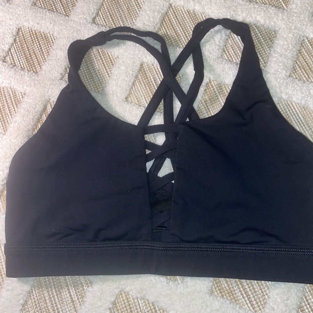 Lululemon sports bra